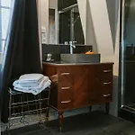 La Bed & Breakfast 3*