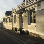 La 住宿加早餐酒店 3*