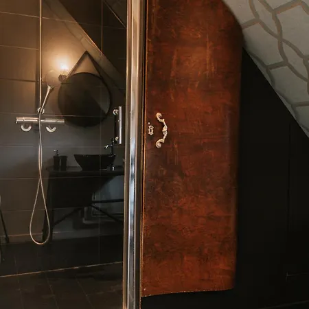 La Couette-café 4*