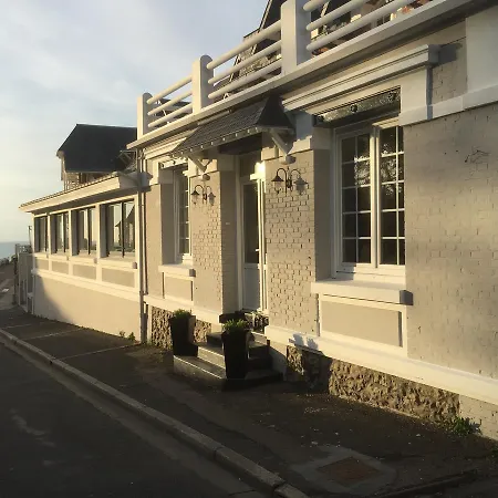 La Couette-café 4*